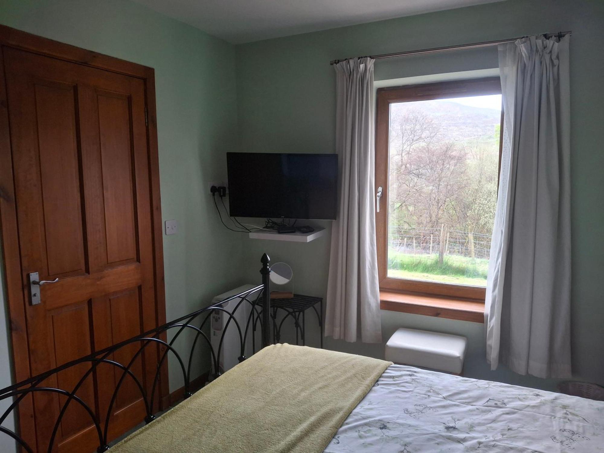 Rockfoot B&B Fintry Exterior photo